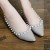 Hot Selling Pearl Decor Comfort Pointed Flats